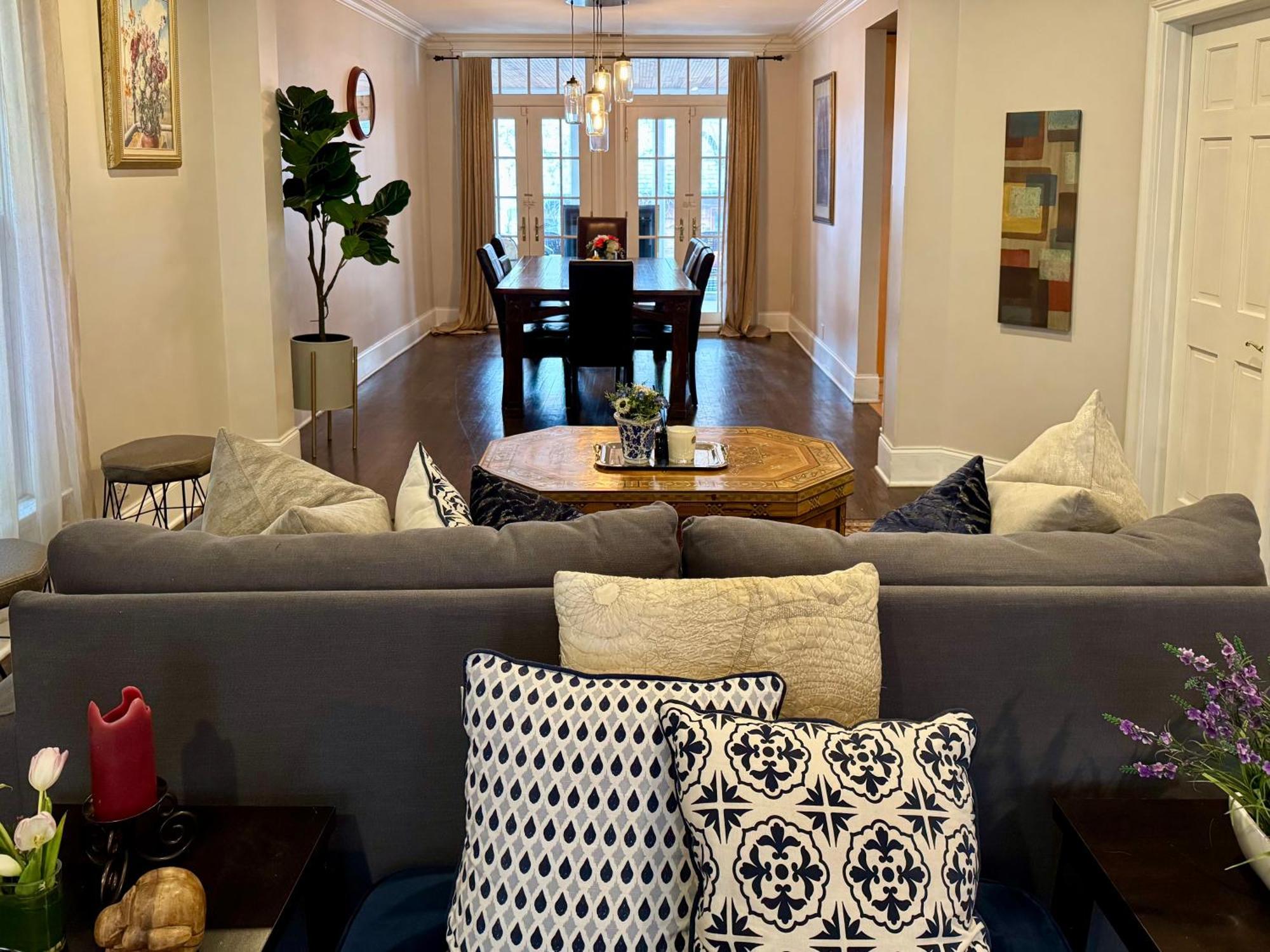 3 Bedroom Spacious Home In Ideal Location W Free Parking Back Yard Pets Welcome Chicago Dış mekan fotoğraf